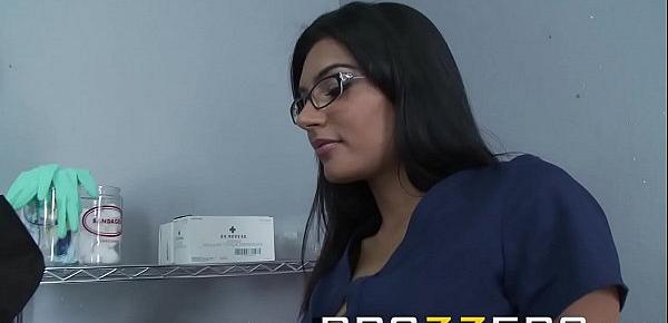  Doctors Adventure - (Shazia Sahari) - Doctor pounds Nurse while patient is out cold - Brazzers